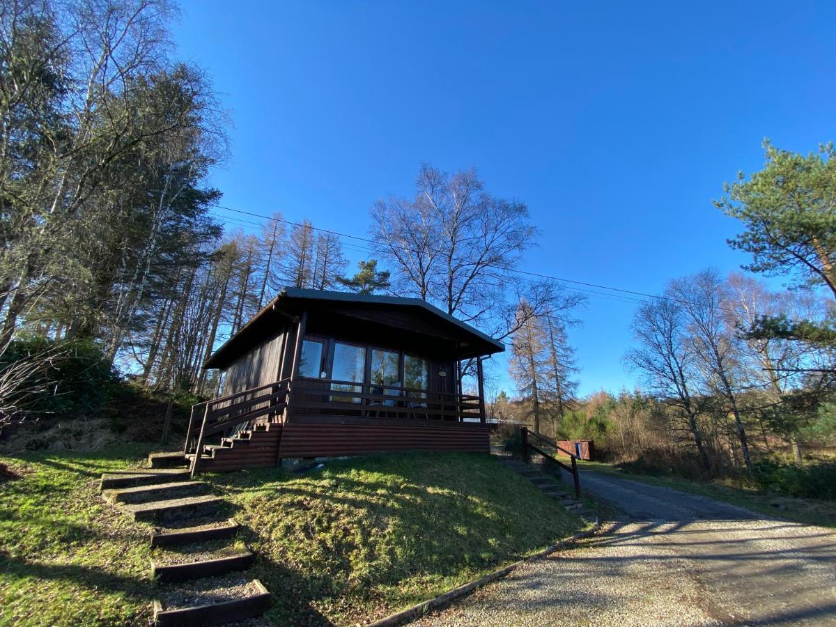 Great Glen Holidays - Chalets Fort William Exterior photo