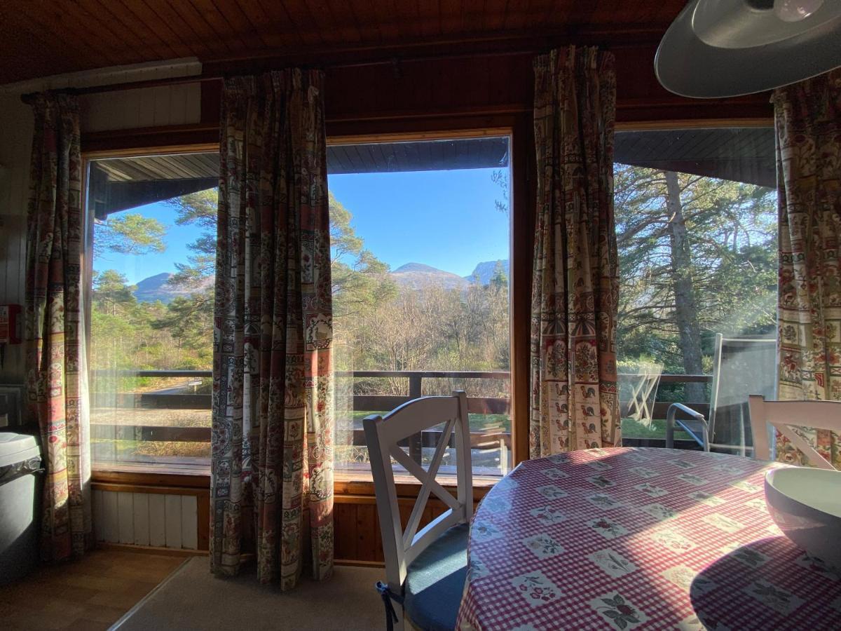 Great Glen Holidays - Chalets Fort William Exterior photo